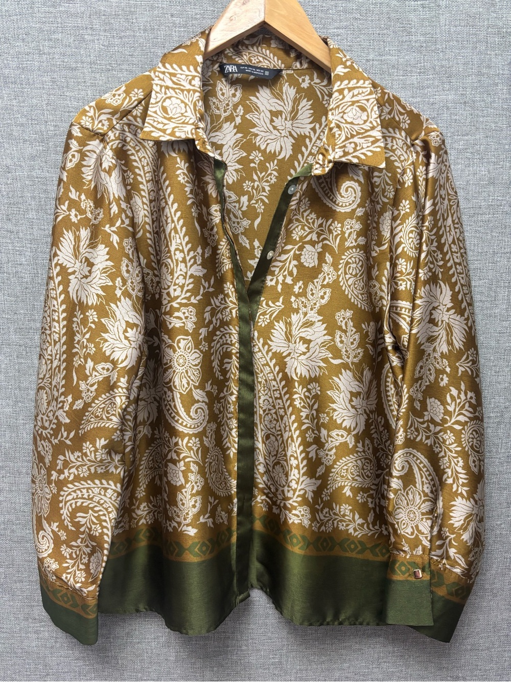 ZARA Satin Paisley Print Button Up Shirt XL